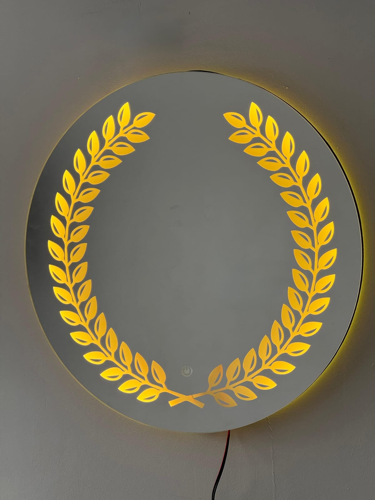 Yaprak Desenli Özel Tasarım Ayna