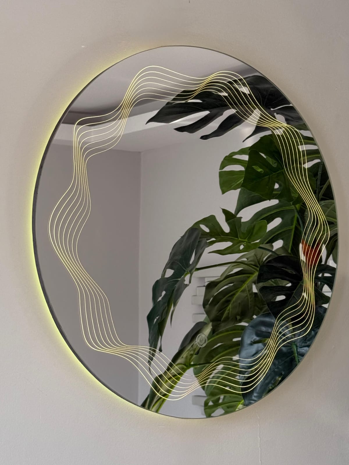 Çizgi Desenli Minimalist Özel Tasarım Ayna